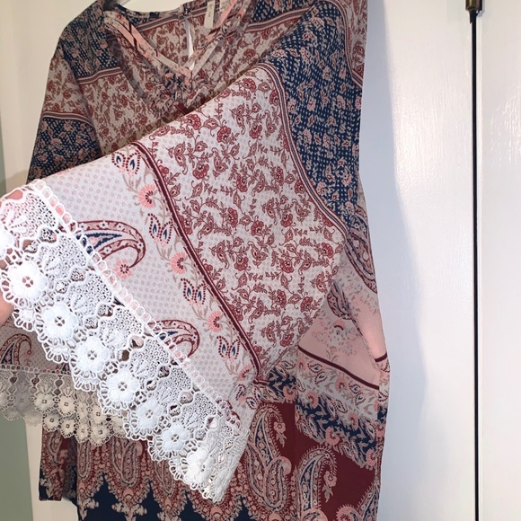 ‘Cato’ WOMENS tunic top 18/20W lace hem - Picture 4 of 6